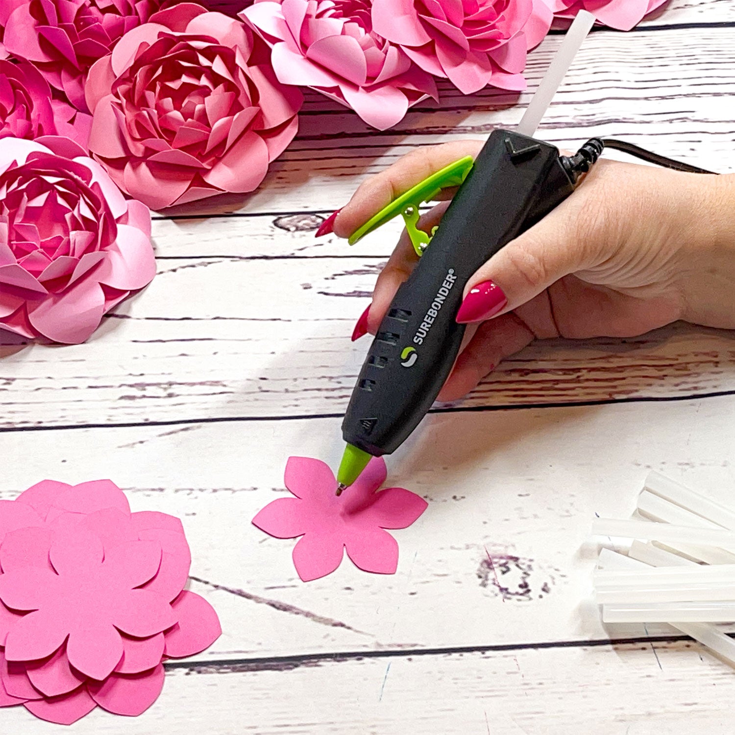 Mini Detail Tip Hot Glue Pen 10 Watt - Surebonder