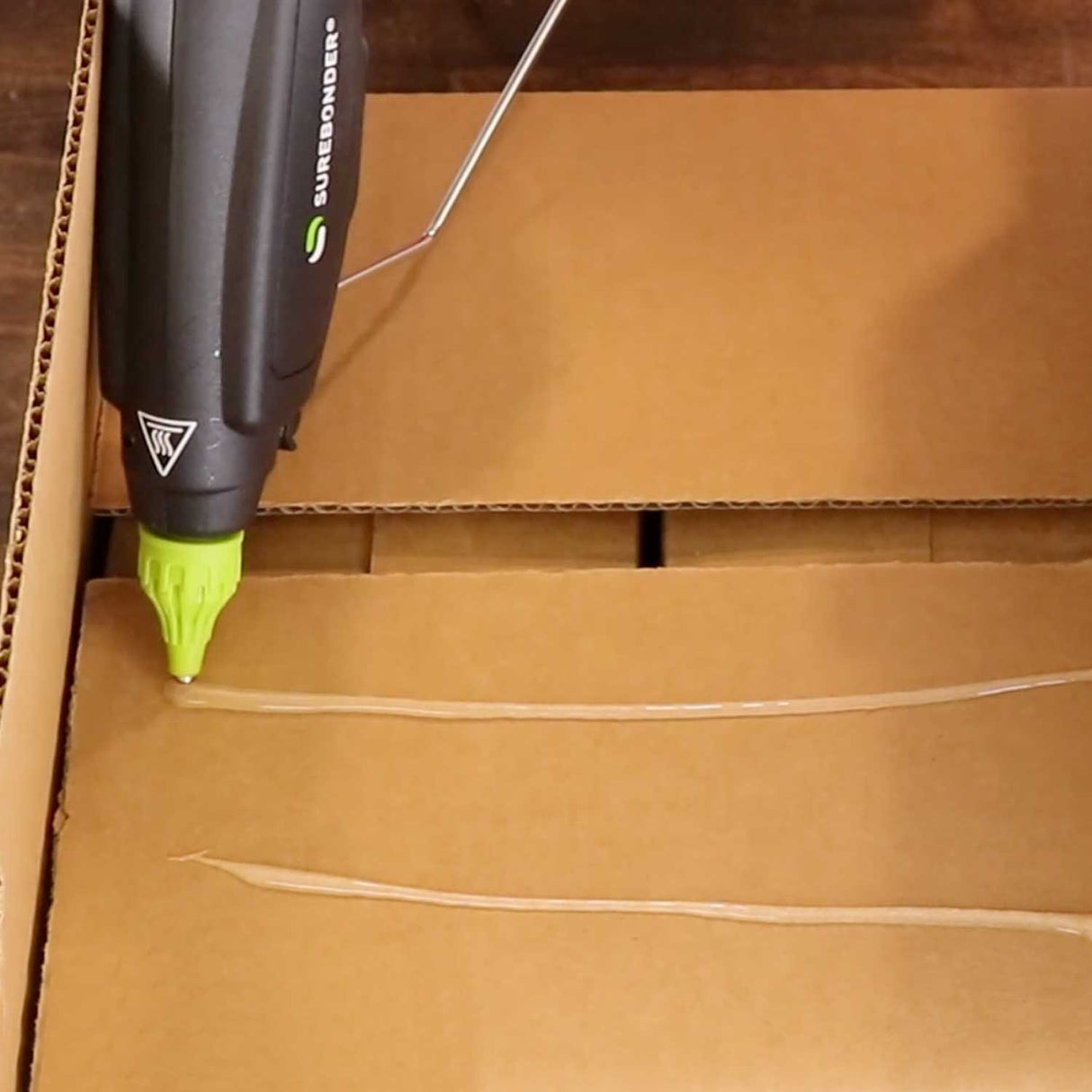 PRO2-220HT 220 Watt High Temperature Professional Heavy Duty Hot Melt Glue Gun - Uses full size, 7/16" glue sticks - Surebonder