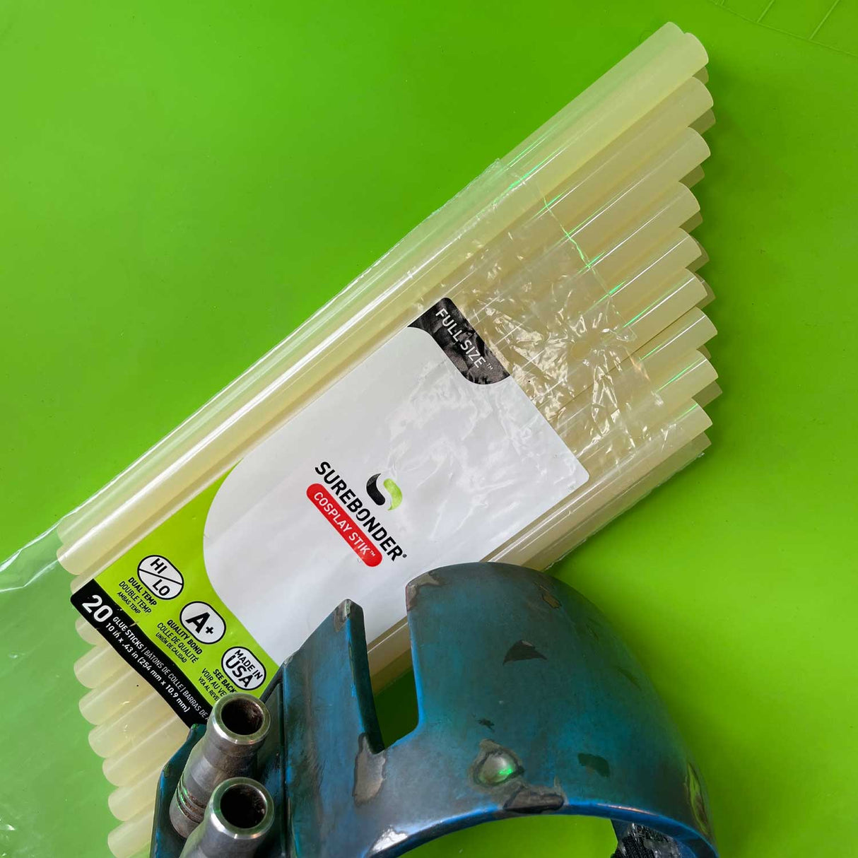 Cosplay Amber Hot Glue Sticks For High & Low Temperatures, Full Size 10" - 20 Pack - Surebonder