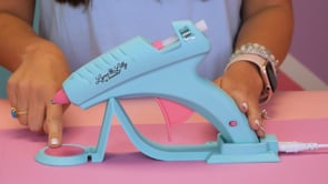 Lynn Lilly Special Edition Cordless/Corded Full-Sie Hot Glue Gun Features Overview Video